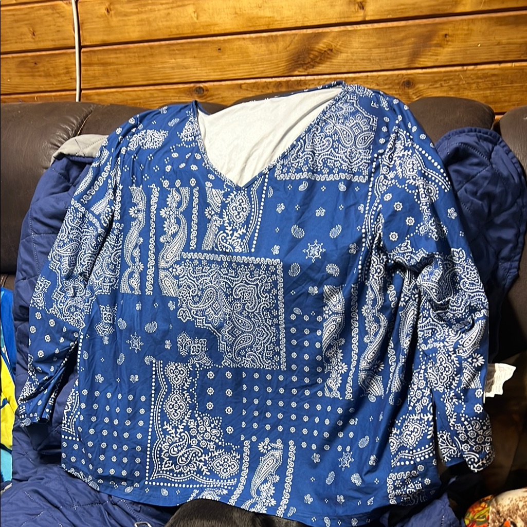 Stylish Blue Bandana Pattern Top